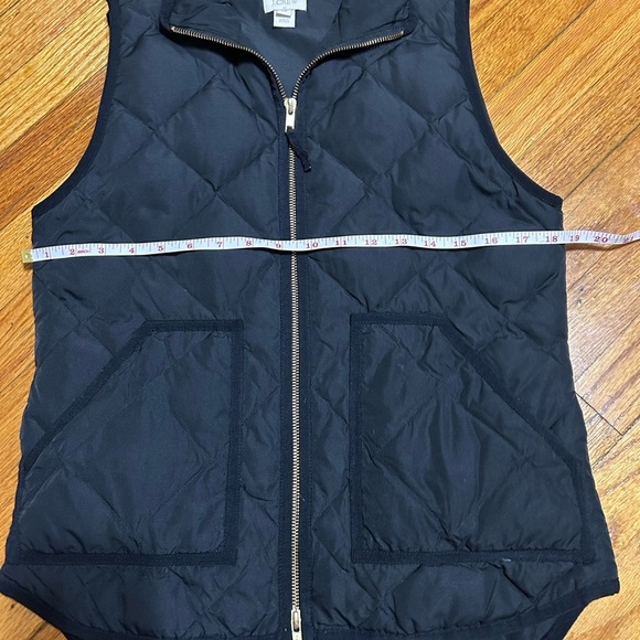 J Crew Factory Excursion Black Quilted Down Puffer Vest Womens XS - Picture 3 of 7